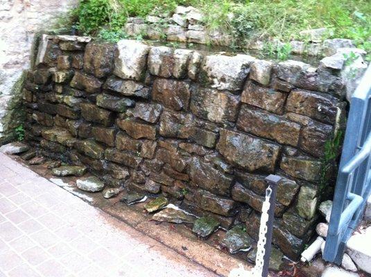 Retaining Wall with Water Feature