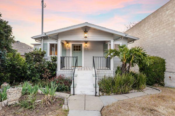 Sold in Silver Lake | 1257 Hyperion Ave | Sold for $1,470,000 | 10 Days on the Market,
$220,000 Over Asking!