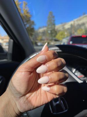 Short almond acrylics in 005. So gorgeous and natural!