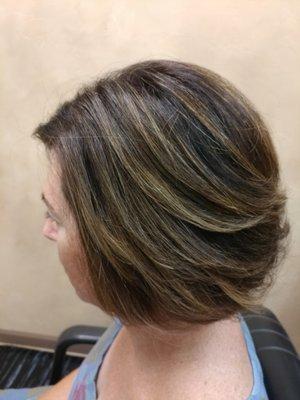 Lynda used Head Shape Matters for this bespoke cut, and gave me a rich chocolate allover color plus some highlights. Sweet!