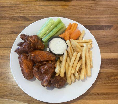 Buffalo Wings and fries