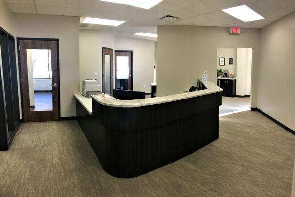 lobby - STL Mid-County Dental