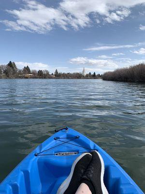 Relaxing kayak ride. Kayak rentals with Snake River Ferry.