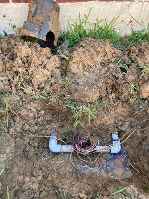 Expert in irrigation. Repair a bad valve.