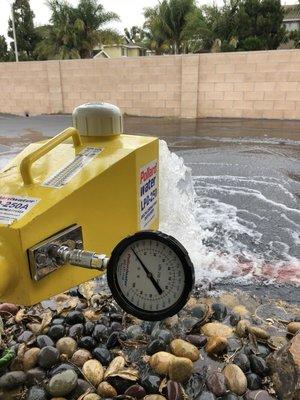 Performing a fire hydrant flow test