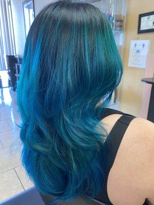 Turquoise Balayage, layered haircut