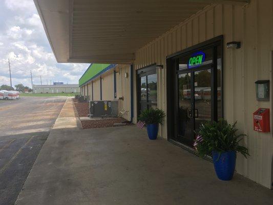 Rocket City RV & Self Storage Office Entrance - easy to get to off of Memorial Parkway (Hwy 231/431)!