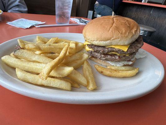 DOUBLE ¼ POUND CHEESEBURGER