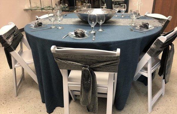 Updated table setting utilizing Williamsburg Blue.