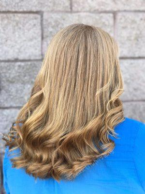 Natural blonde color and curls by Karesha