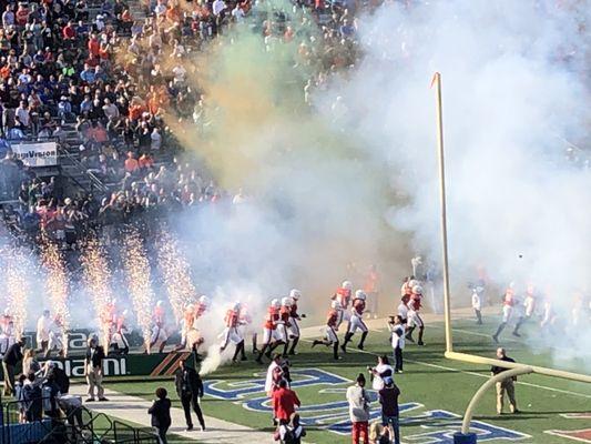 12/26/19. 44th Independence Bowl. 11th oldest bowl game in the entire country. Louisiana Tech Bulldogs vs. University of Miami Hurricanes.