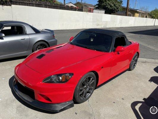 S2000 gets polished, show car shiny! Follow us on Instagram! @Nestors_Detail_Garage