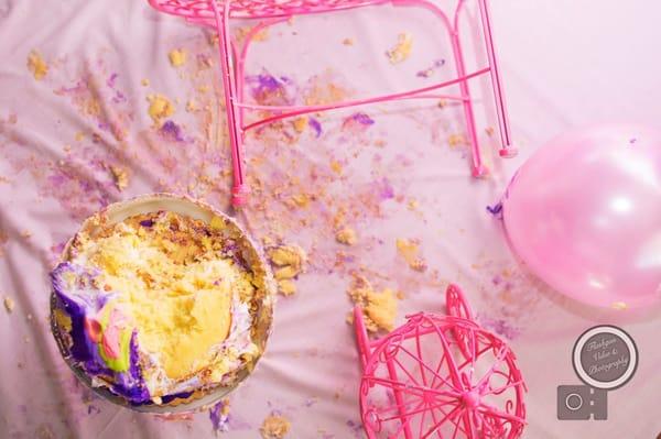 Cake smash shoot for an adorable 1 year old!