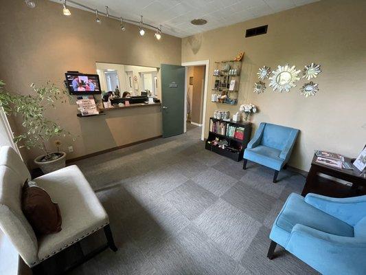 Our cozy waiting room!