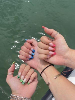 dip design by katie--my friends and i got matching nails for a trip