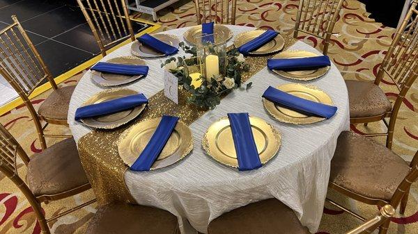 Close view of guest table decor