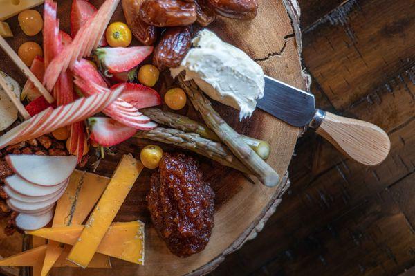 Tutka Bay Lodge - Tutka Charcuterie Board