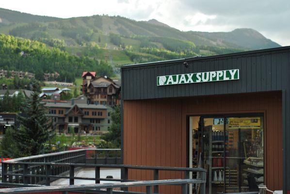 Conveniently located in Snowmass Village