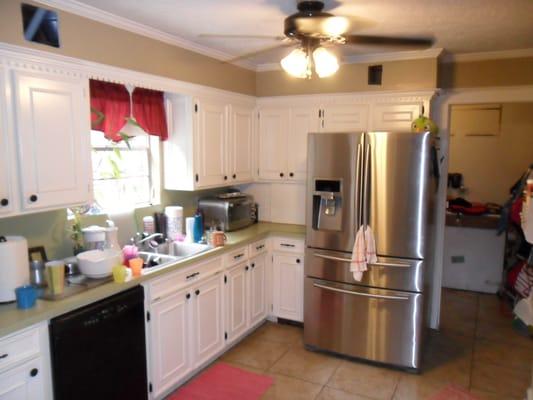 Kitchen 1 Before