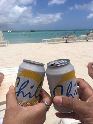 Chiiiiiiiiiiiill Aruba beer brewed on the island , my hubbys favorite . I just sip he drinks the rest lol.