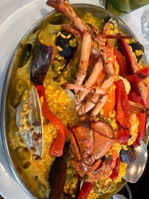 Seafood paella