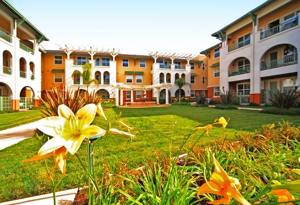 Interior Courtyard at The Oaks of Almaden