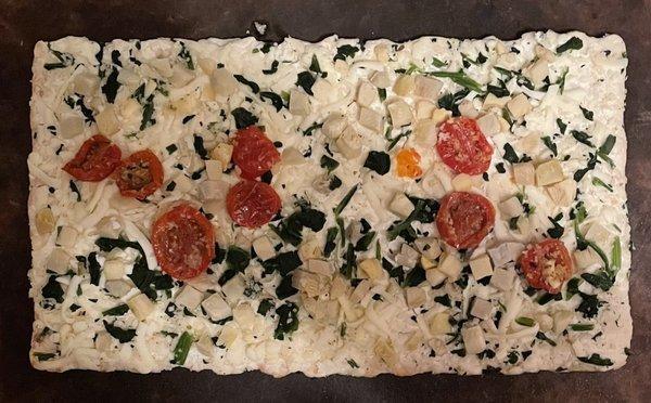 Marketside Artichoke Spinach Tomato Flatbread Pizza. Tasty.