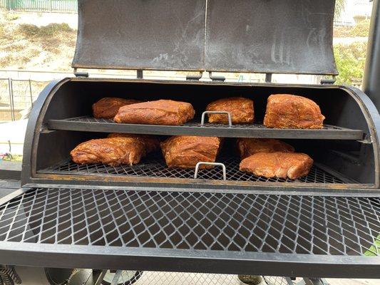 86lb pork shoulder smoke