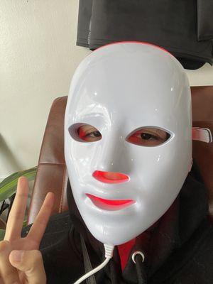 led facial