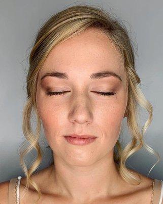 Natural Makeup for this Bride!