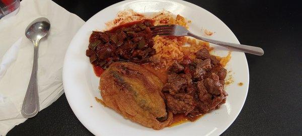 Stuffed jalapeños with cheese, steak Ranchero,Rice and nopalitos.