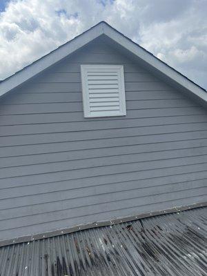 New gable vent