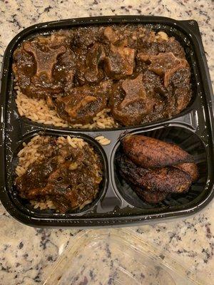 Oxtail, rice and beans, plaintain