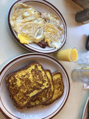 French toast breakfast