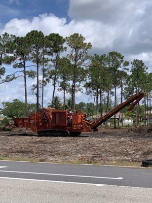 RKC LEAN MEAN GRINDING MACHINE!!! 2017 Morbark horizontal grinder!!             YOU CANT TOUCH THIS