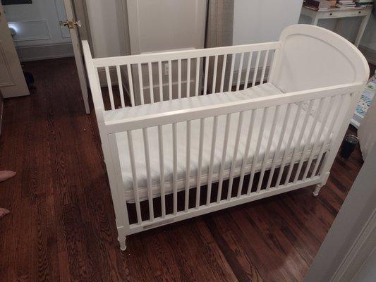 Baby crib