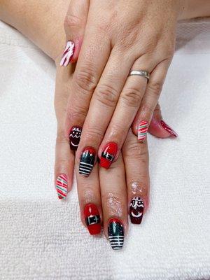 Nails by Heidi #Xmas designs #dipping powder