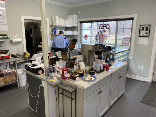 Order here at the counter. Samples of choices displayed under display case glass