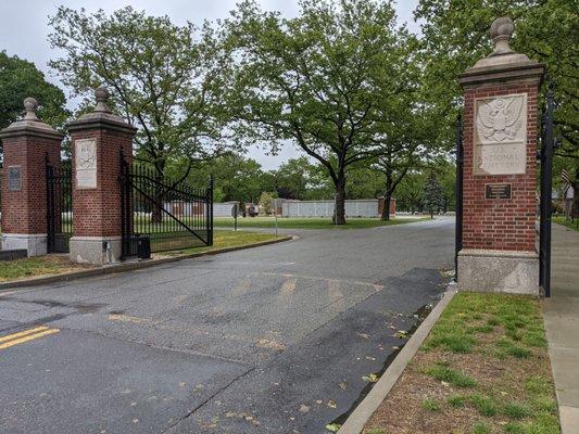 Long Island National Cemetery