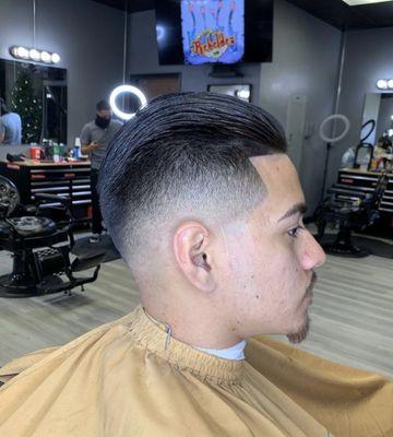 Mid/low fade with line up