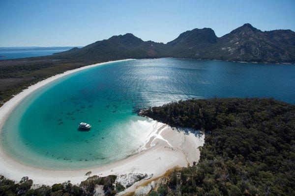 Beautiful bay cruise, Tasmania, Australia