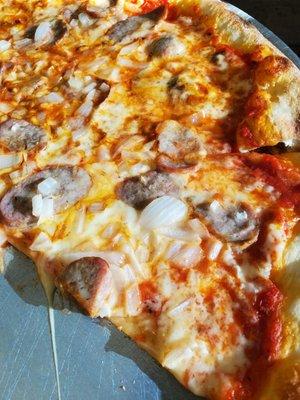 Sausage and Onion pizza!!