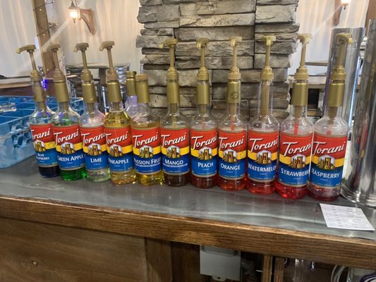 Seltzer flavors were delicious in a flight! Great experience