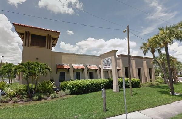 South Tampa Dermatology is in a pretty cool looking building in Suite 300 off Swann in South Tampa