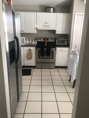 Here you can see a series of before and after of a standard cleaning one of our clients kitchens.