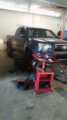 2013 oyotatoyota tacoma inner and outer tie rods replacement plus eheel alignment