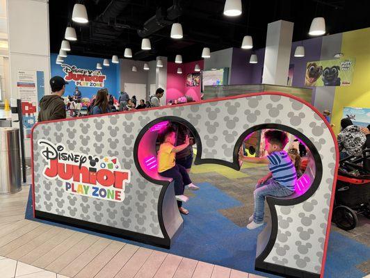 Disney Junior Play Zone