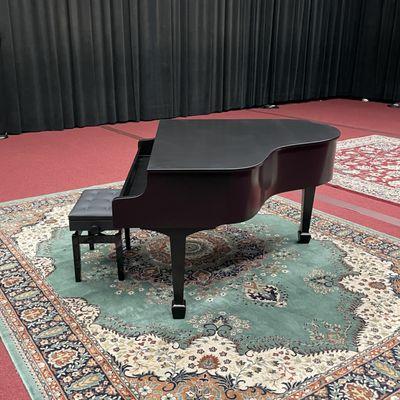 Piano shell for your next show