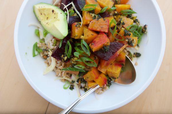 Beet salad with farro + avocado