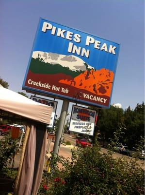 Pikes Peak Inn